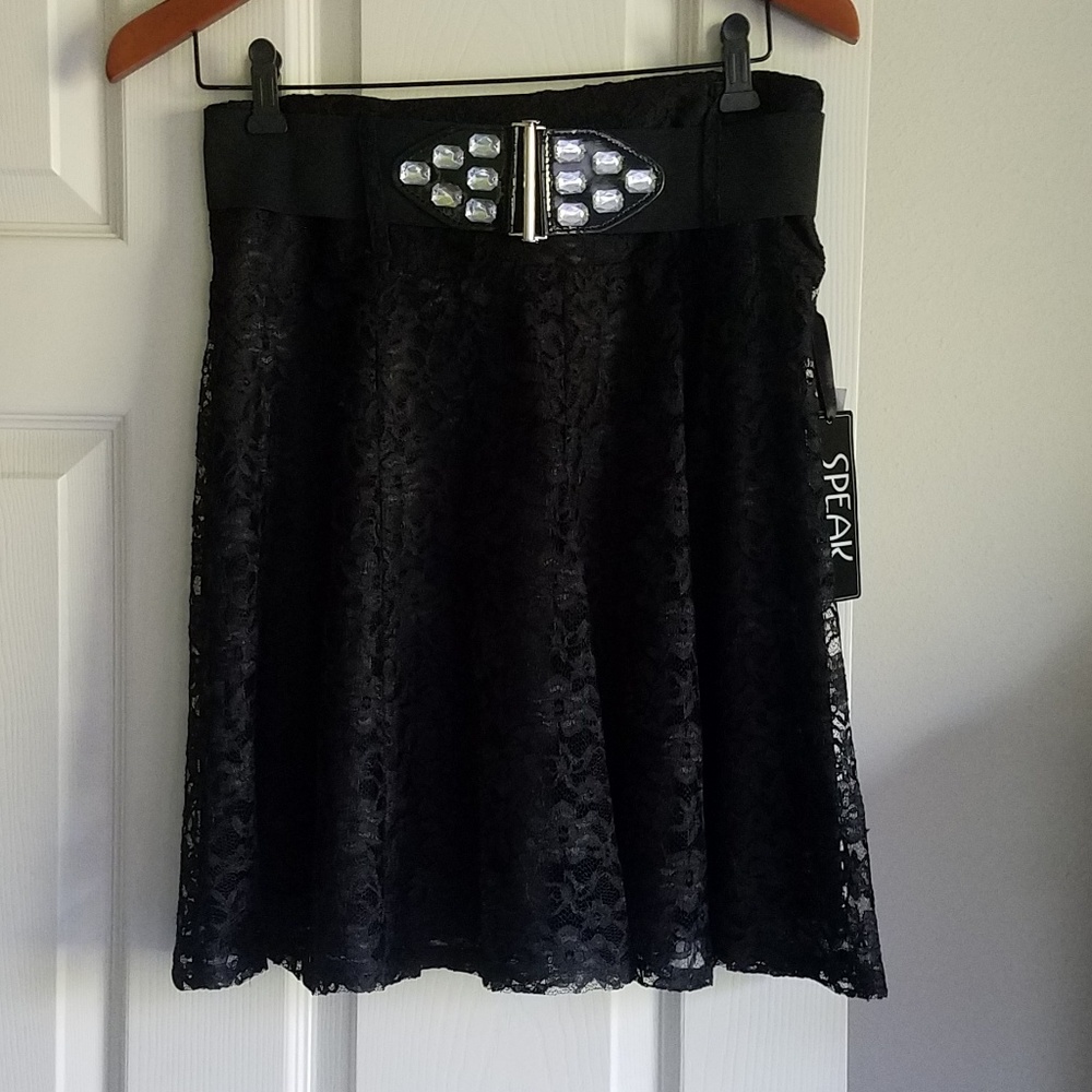 NWT Speak 2 Me size 7 Black Lace Skirt Belted